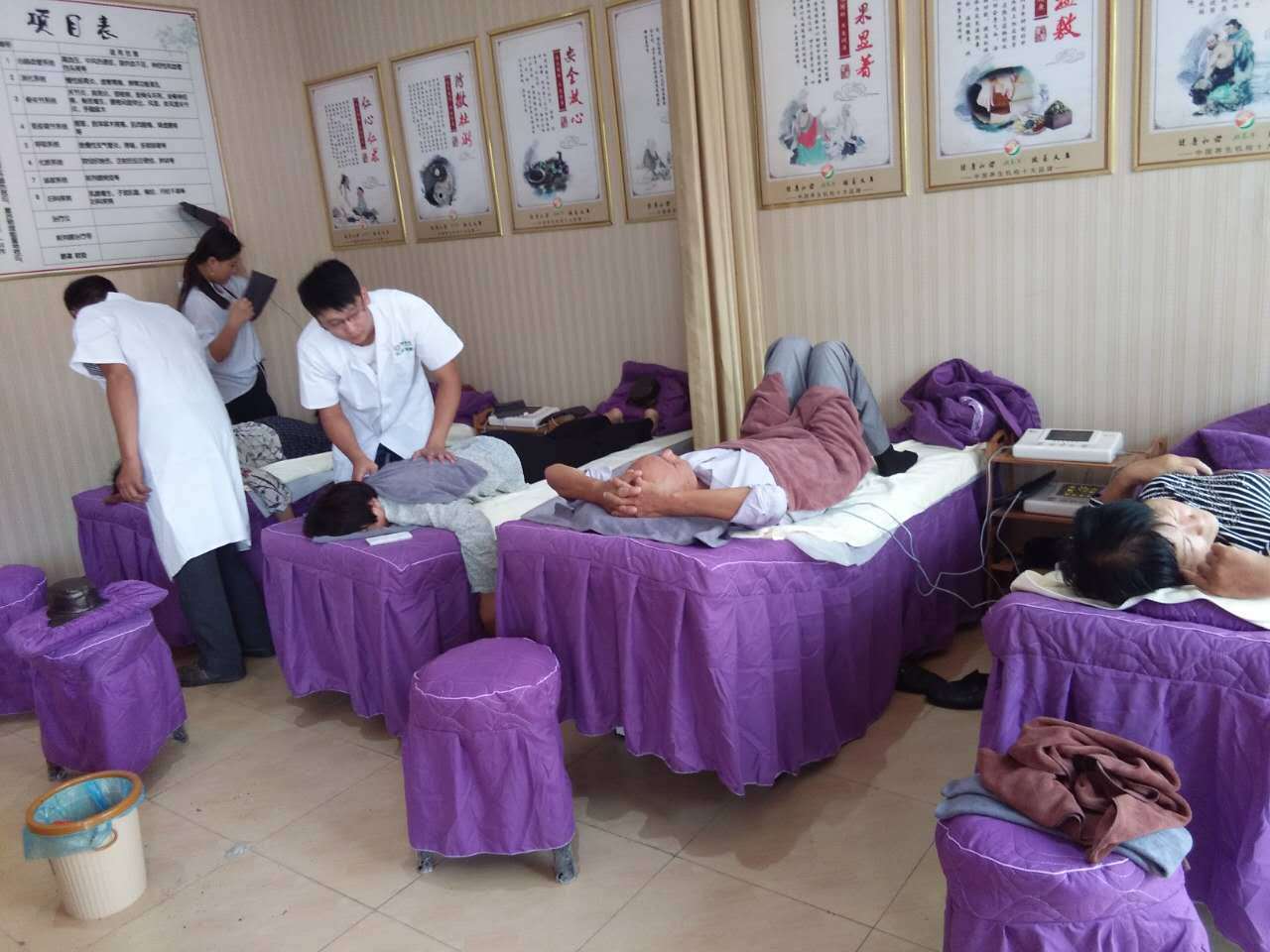 老人养生馆，全方位照顾老年人的健康与幸福