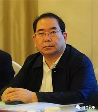 聚焦河南，一位人大代表发言被三次打断的背后故事