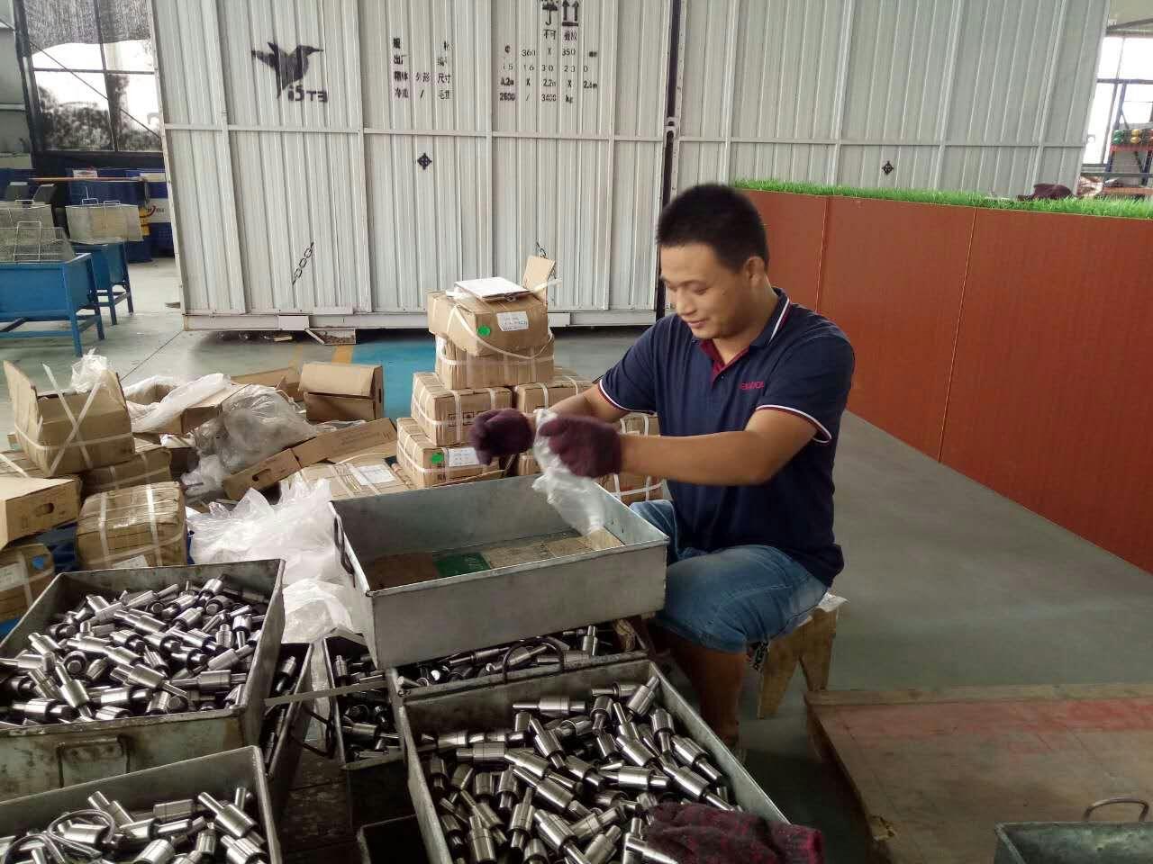 海尔总裁揭秘，揭开神秘面纱下的照片背后的故事