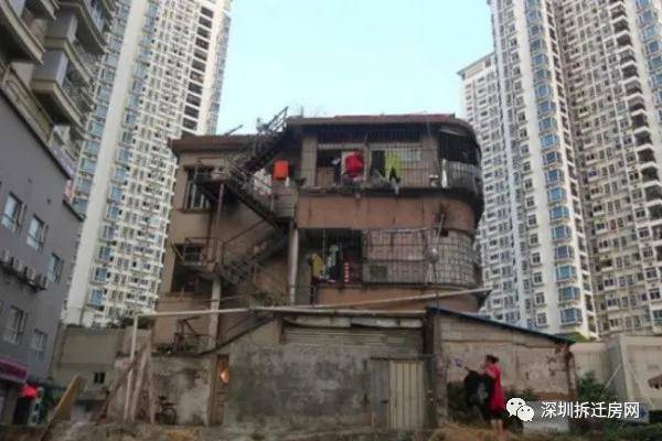 钉子户被标风景名胜，一场关于城市发展与记忆的争议