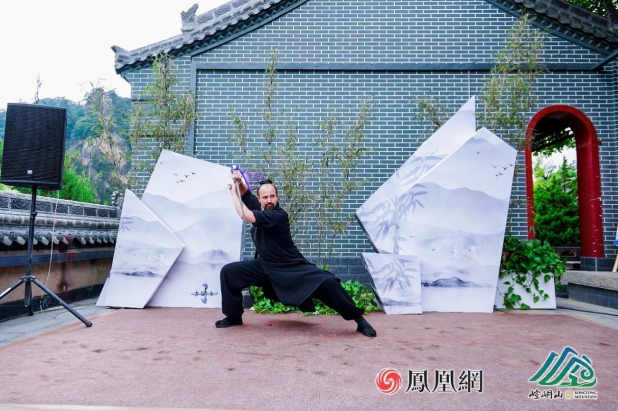武当杰克视频，探寻网络热门背后的故事