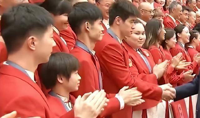 全红婵夺冠，谁的脸被打了？