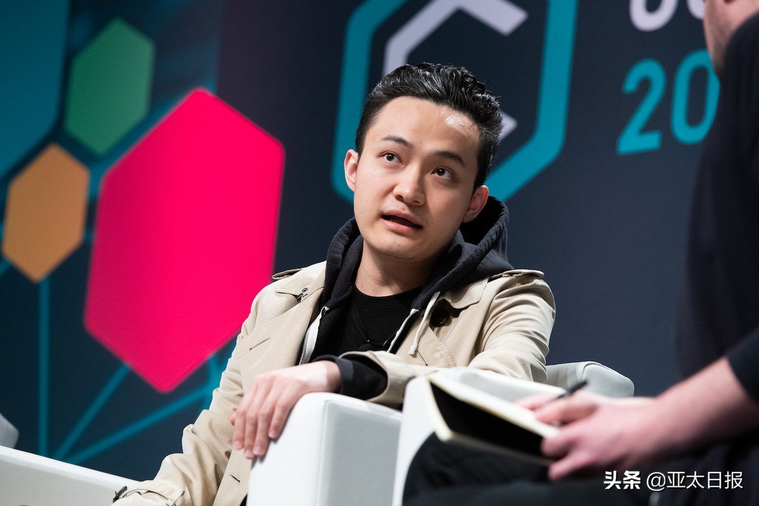孙宇晨确认将参加特朗普的晚宴，一场备受瞩目的跨界交流