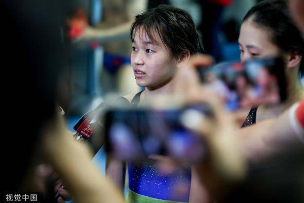 跳水新星全红婵新闻发布会闪耀全场