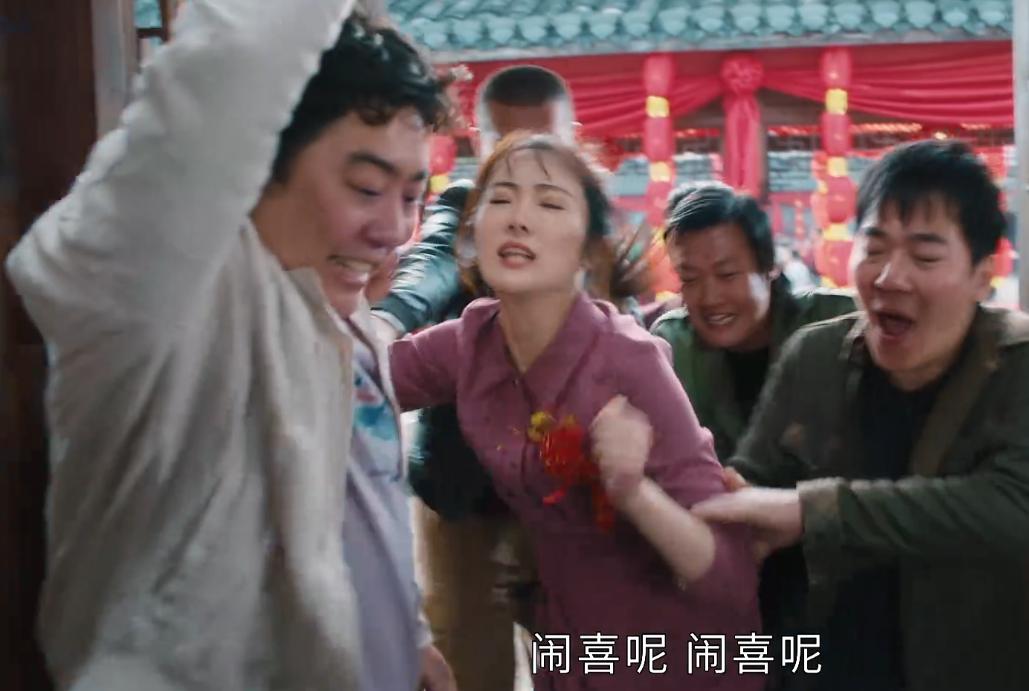 剧场回应女演员演出中被猥亵事件，正义与公正的声音