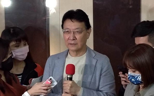 赵少康承认国民党需检讨，重塑政党形象的关键时刻