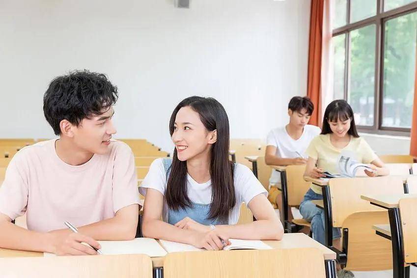 学生时代，青春的色彩与印记