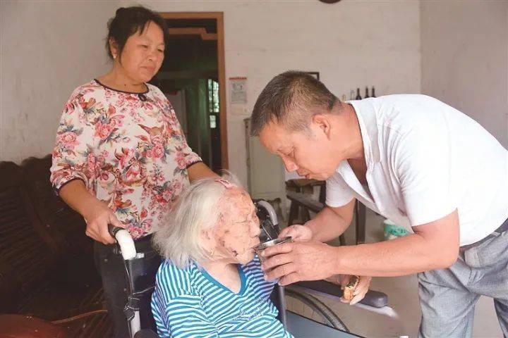 正骨后生活无法自理，挑战与应对