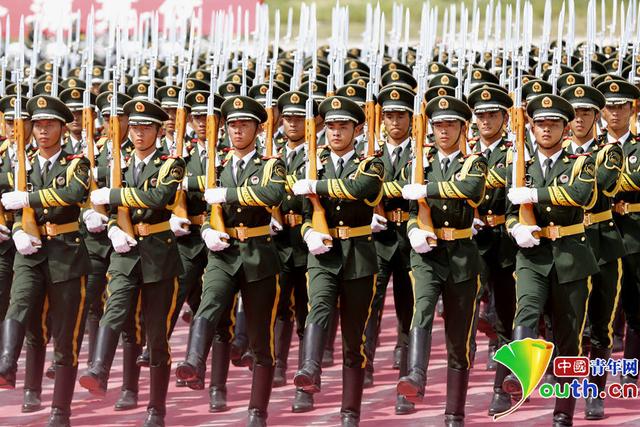 六代机是否亮相今年阅兵式，期待与猜测