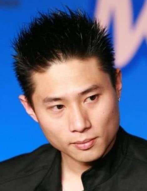 42岁知名男星揭秘，42岁知名男星的魅力人生与事业腾飞之路