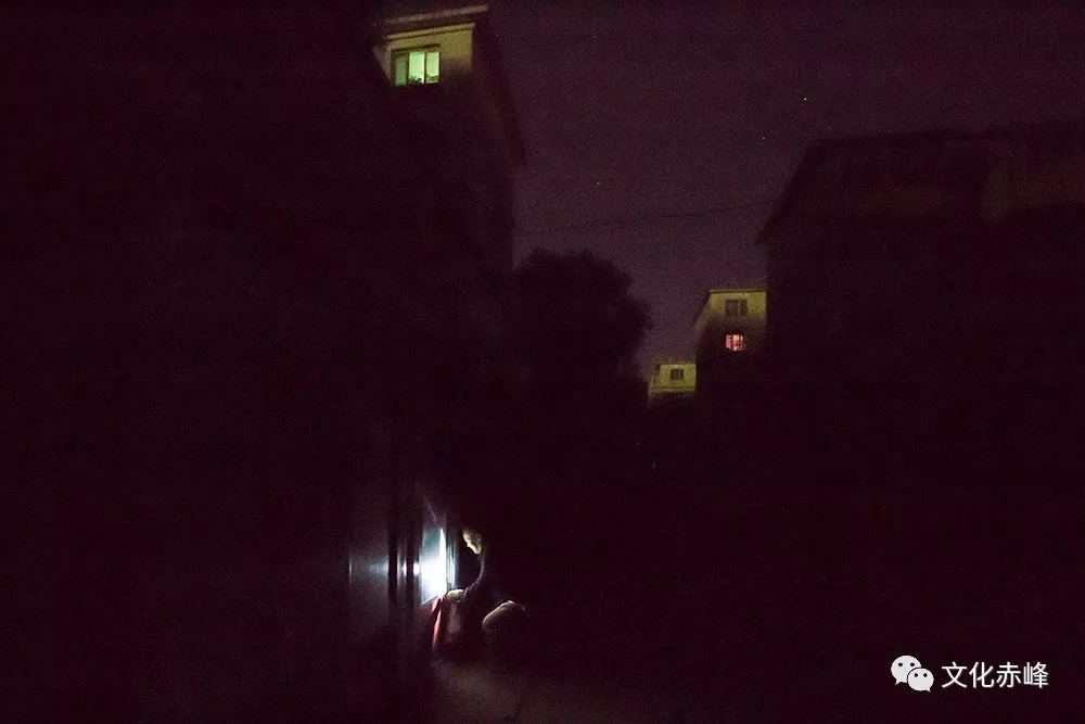 美的凌晨，夜色中的独特韵味