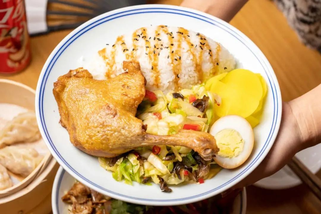 黄焖鸡变馊焖鸡，食安漏洞何时休