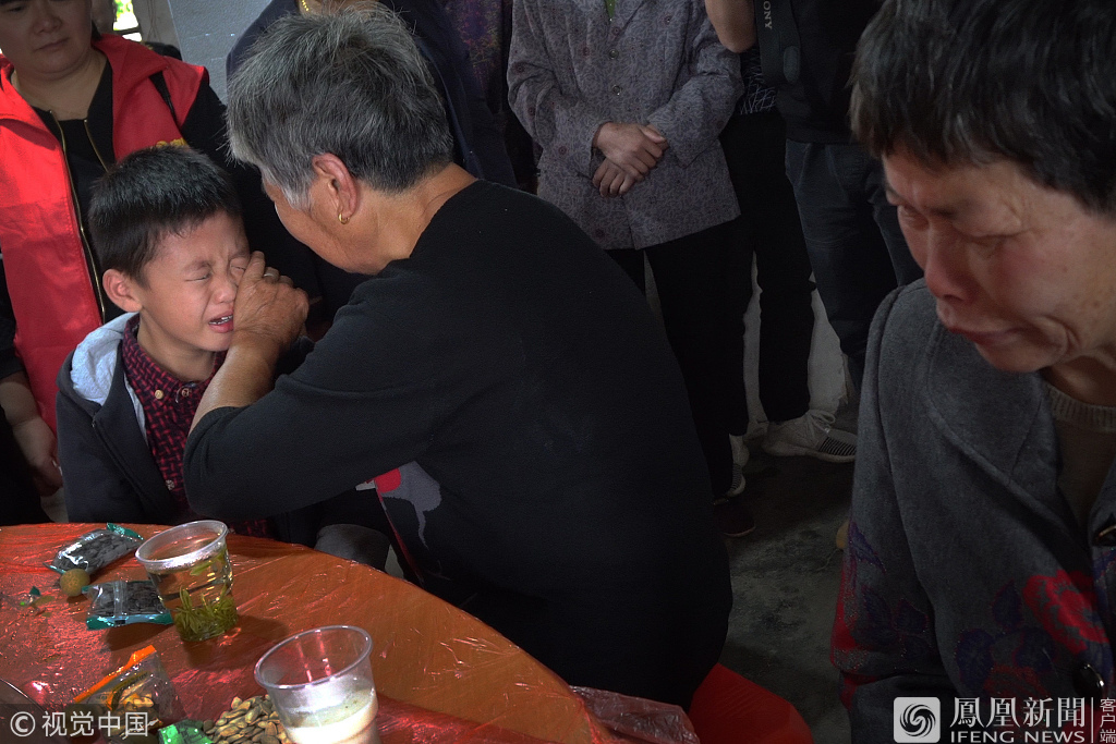 不信女儿已死终团聚——逆境中的希望与坚持