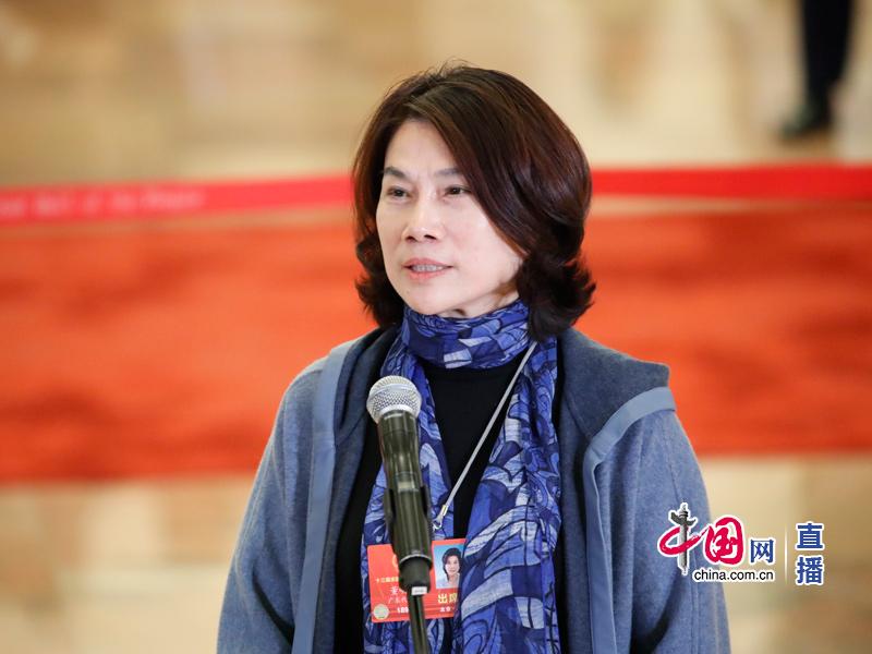 董明珠代表通道讲话，聚焦企业发展与社会责任