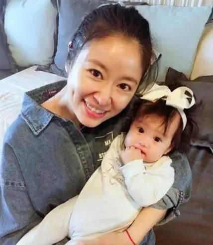 爸爸死后女儿结婚的时间考量，情感、法律与文化交织的复杂因素