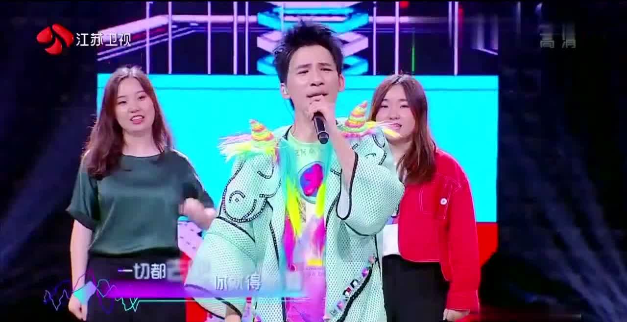 甲亢哥大张伟合唱，激情与活力的碰撞