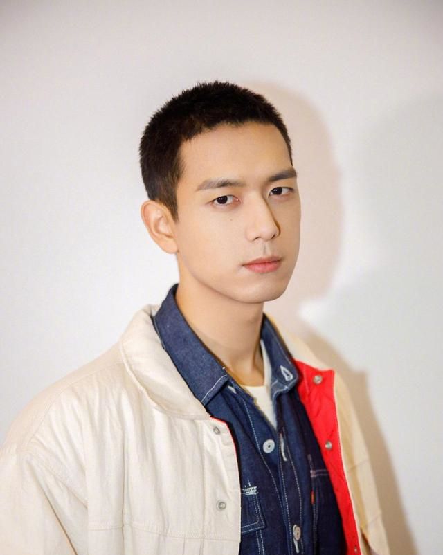 李现打男高层背后的故事