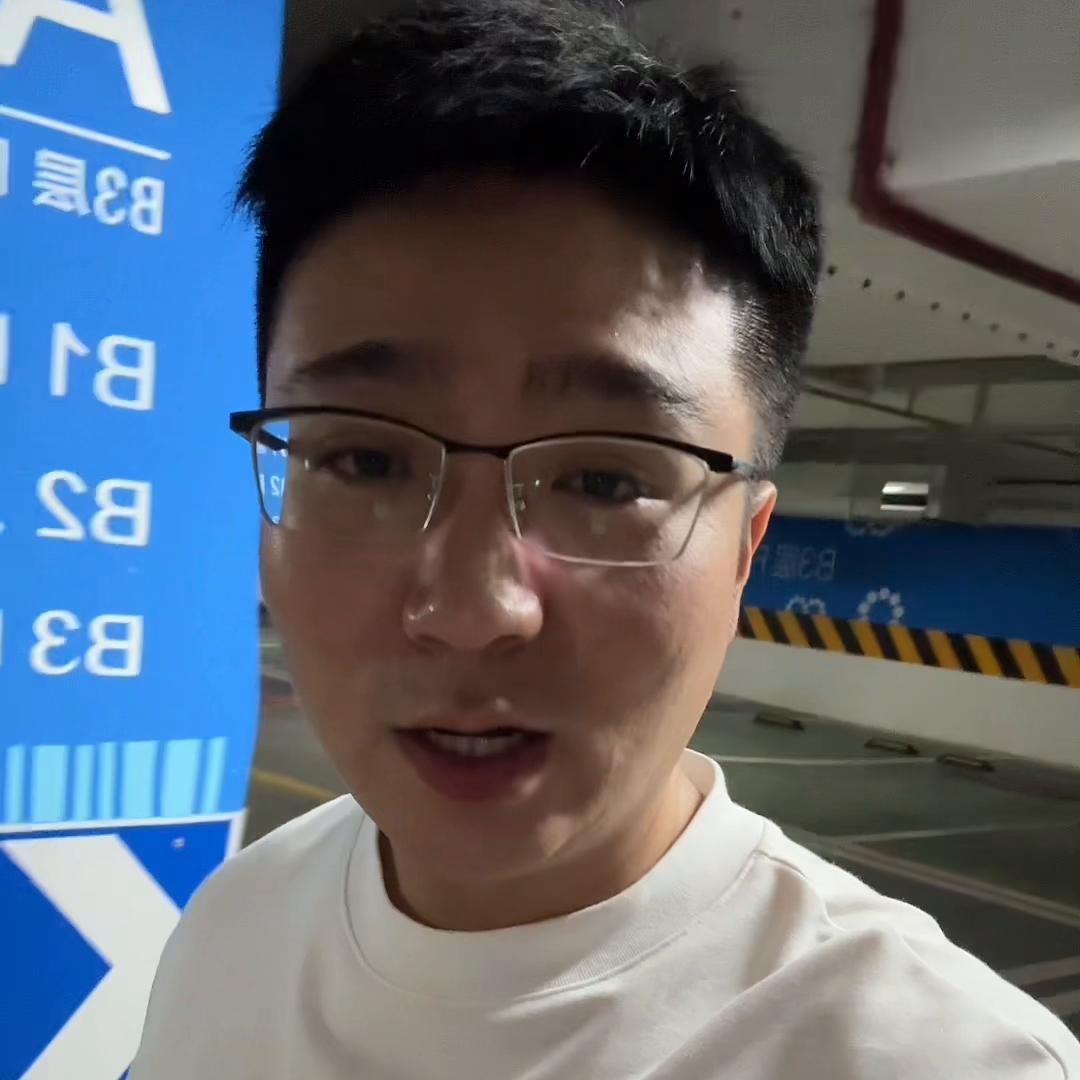 卖法拍房工作赚钱吗？深度解析这一行业的盈利之道