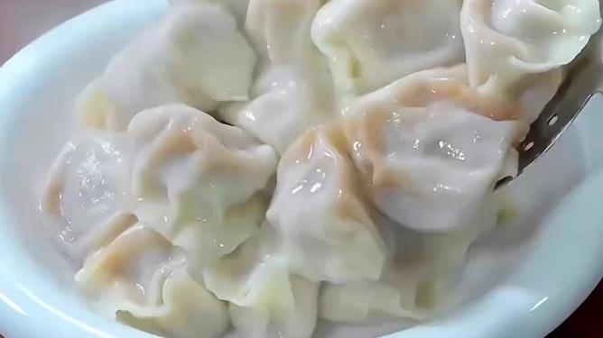 饺子在美国，跨越文化的味蕾传奇