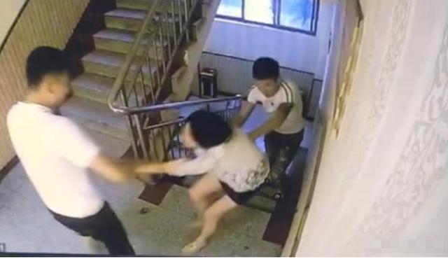 女孩从九楼跳下的故事，反思与启示