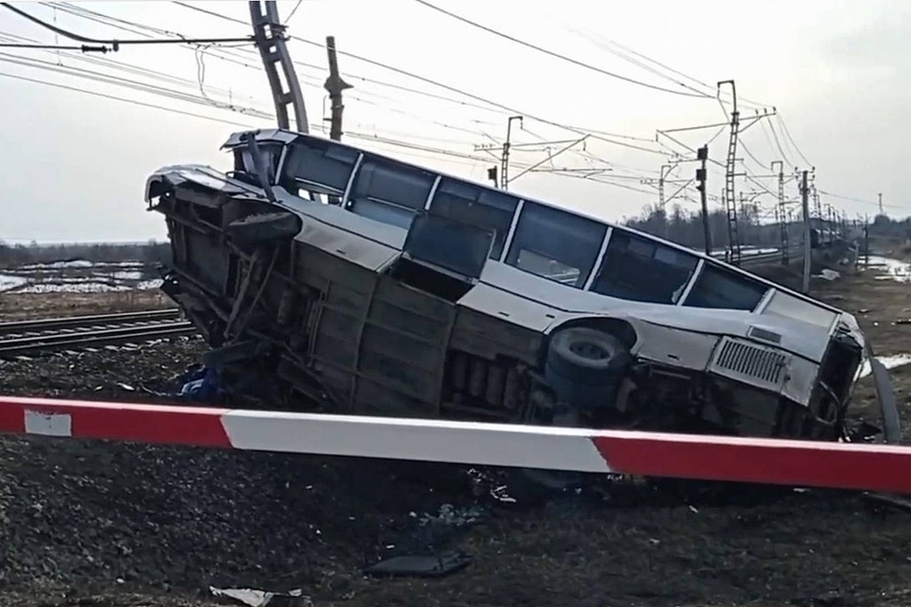 俄罗斯汽车事故视频，揭示事故背后的真相与教训