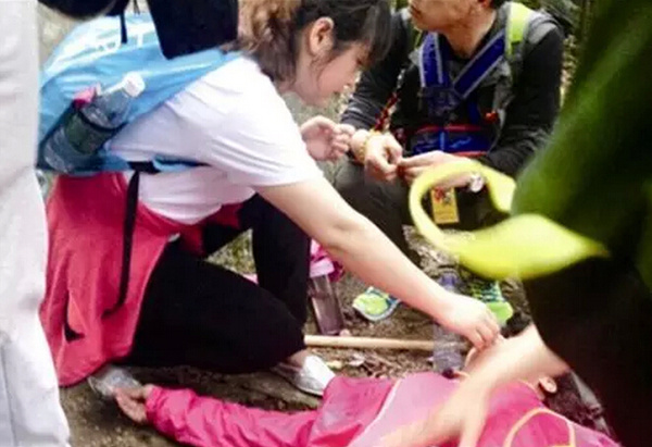 美人鱼溺水真相揭秘，非低血糖晕倒事件探究