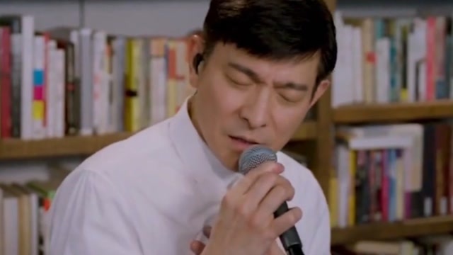 刘德华翻唱不该用情视频引发热议