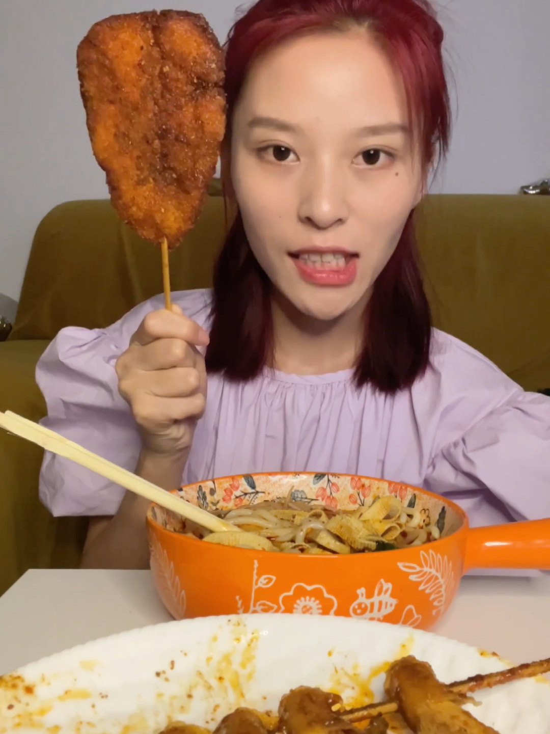女生说想吃鸡排是什么意思？解读背后的深层含义与情感表达