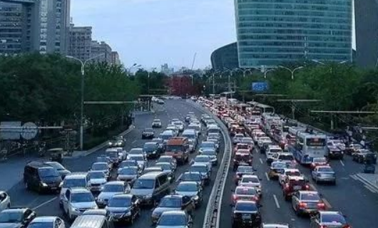 五一出行，劝你别用车站免费充电线