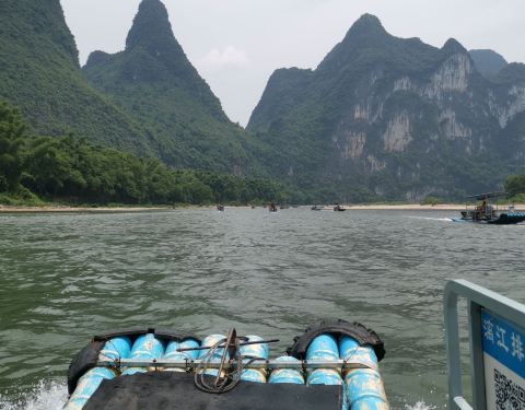 漓江竹筏，探索美景，安全为先——究竟是否存在危险？