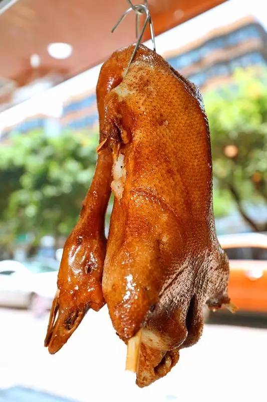 卤鹅啥意思——一道美食背后的故事与文化