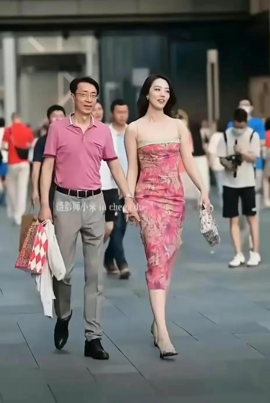 胡锡进是什么人级别官员