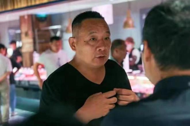 揭秘于东来的身价之谜，数字背后的故事