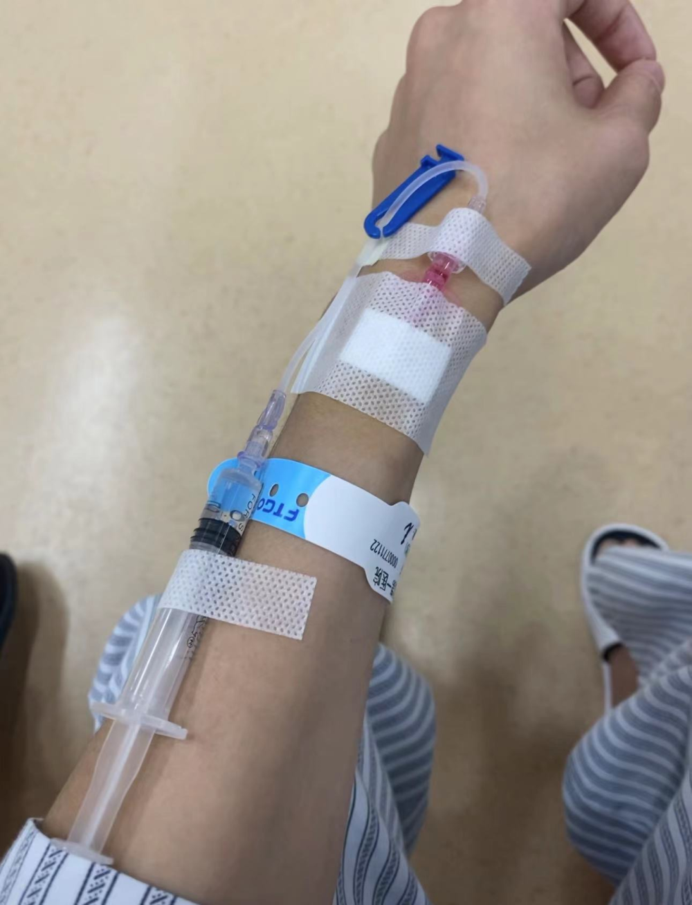 丈夫长期吸烟与妻子肺癌晚期的悲剧，深度分析与反思