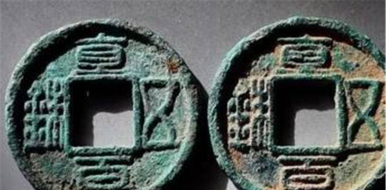 河南有人聚集河流摸金摸铜钱？假的！