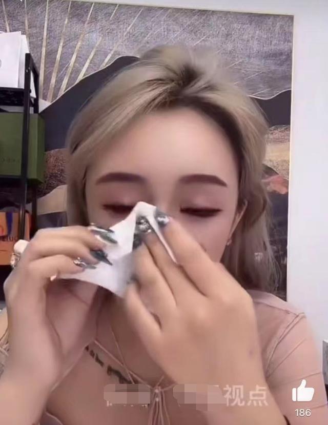 千万粉丝网红疑似出轨，开房照曝光引发网友热议