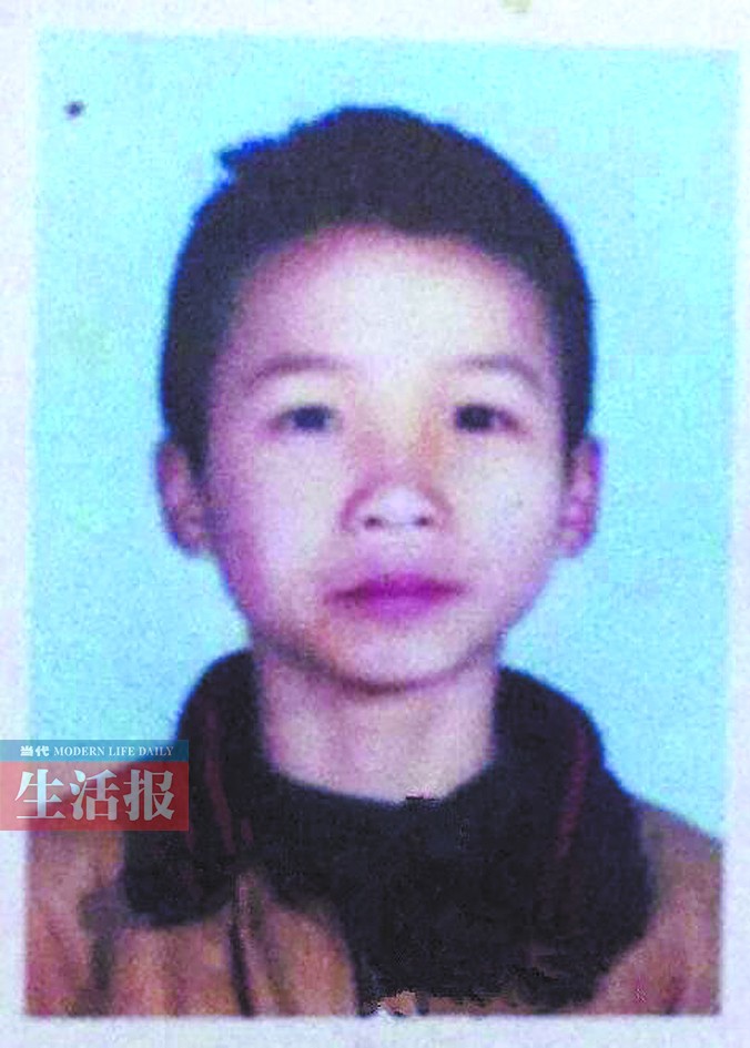 8岁男孩失踪32年，寻找与反思的旅程