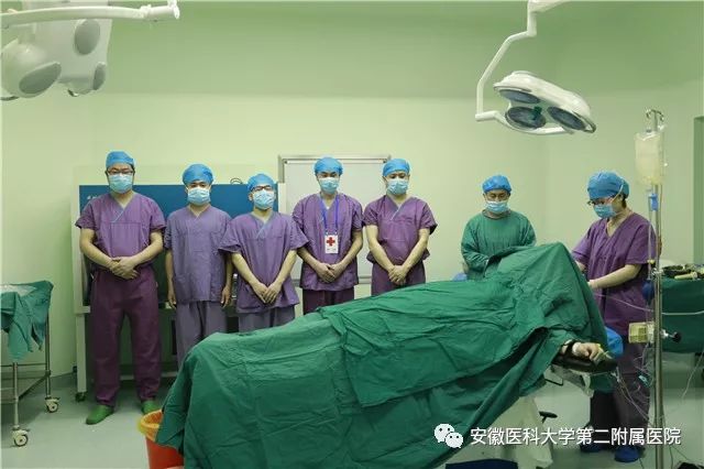 男子晨起洗澡引发颅内动脉瘤破裂，深度解析事件背后的健康警示
