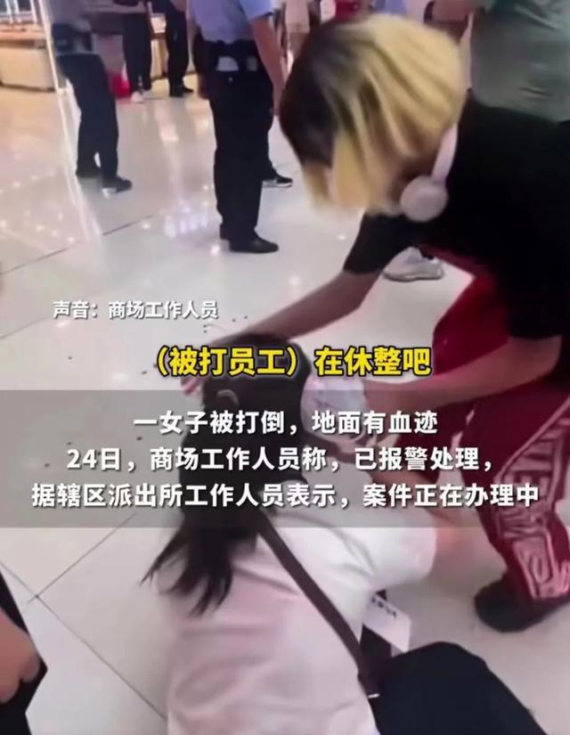 漫展上的争议焦点，两女童的衣着暴露与家长的监管责任