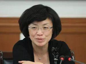 探究90后李雪被双开事件
