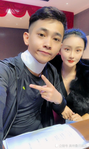 男网红直播家暴妻子事件深度解析