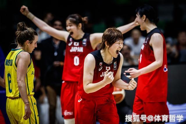 激烈碰撞，2021中国女篮与日本女篮的巅峰对决