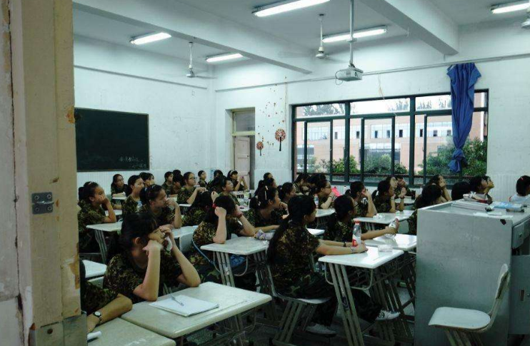 一米九八帅小伙，高分冲刺西南大学